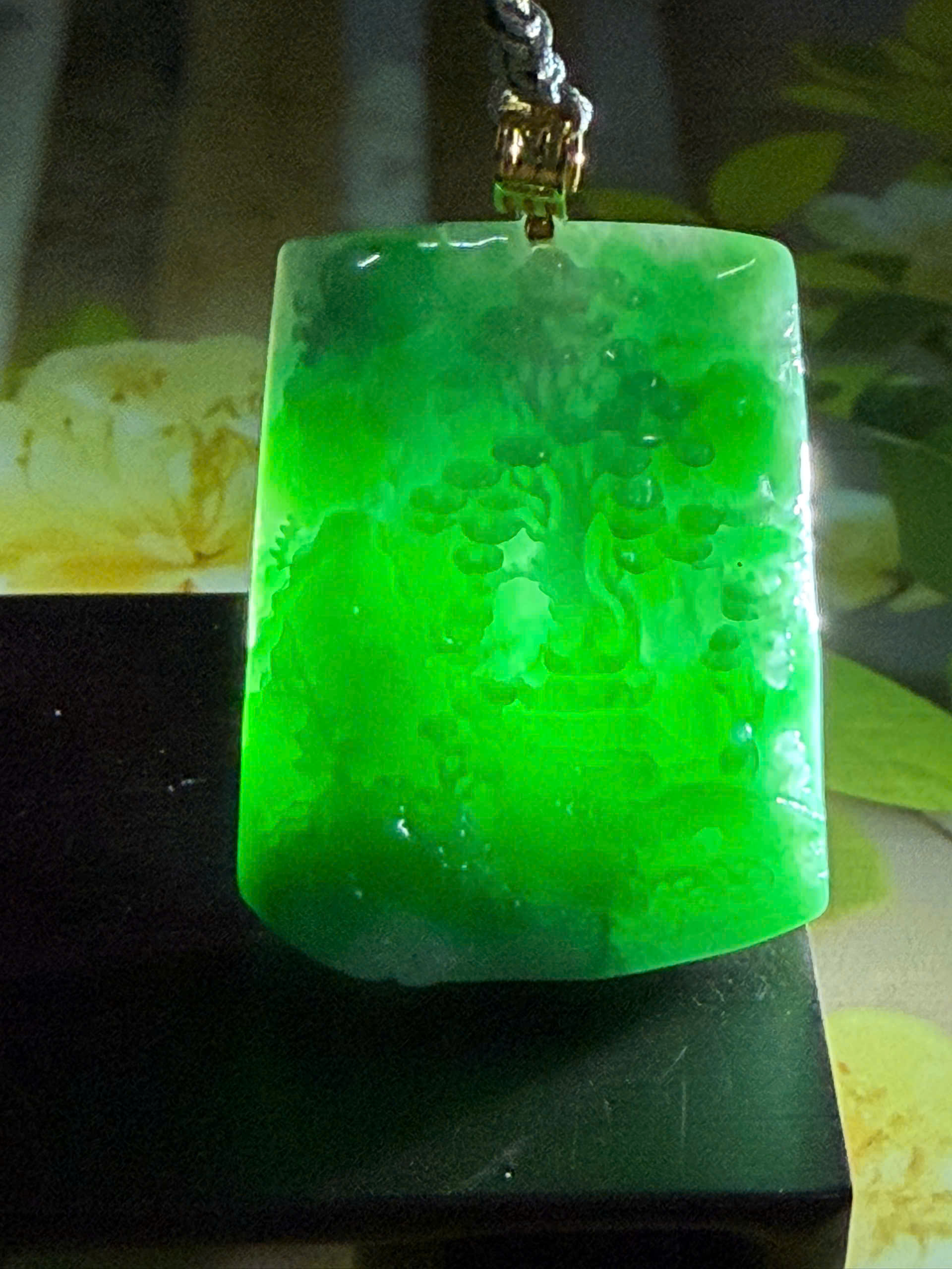 Mề đay cẩm thạch