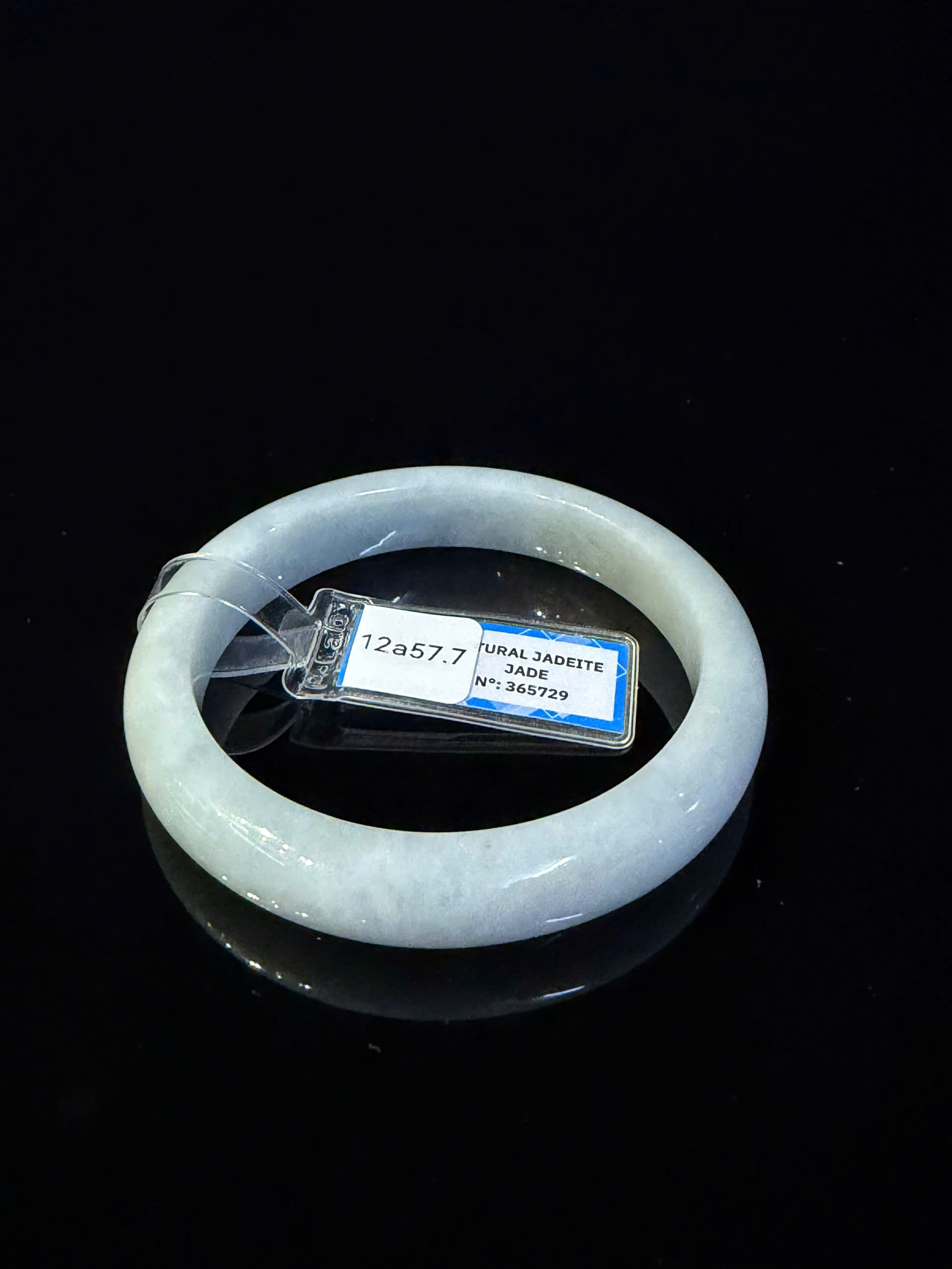 Bangle bracelet cẩm thạch