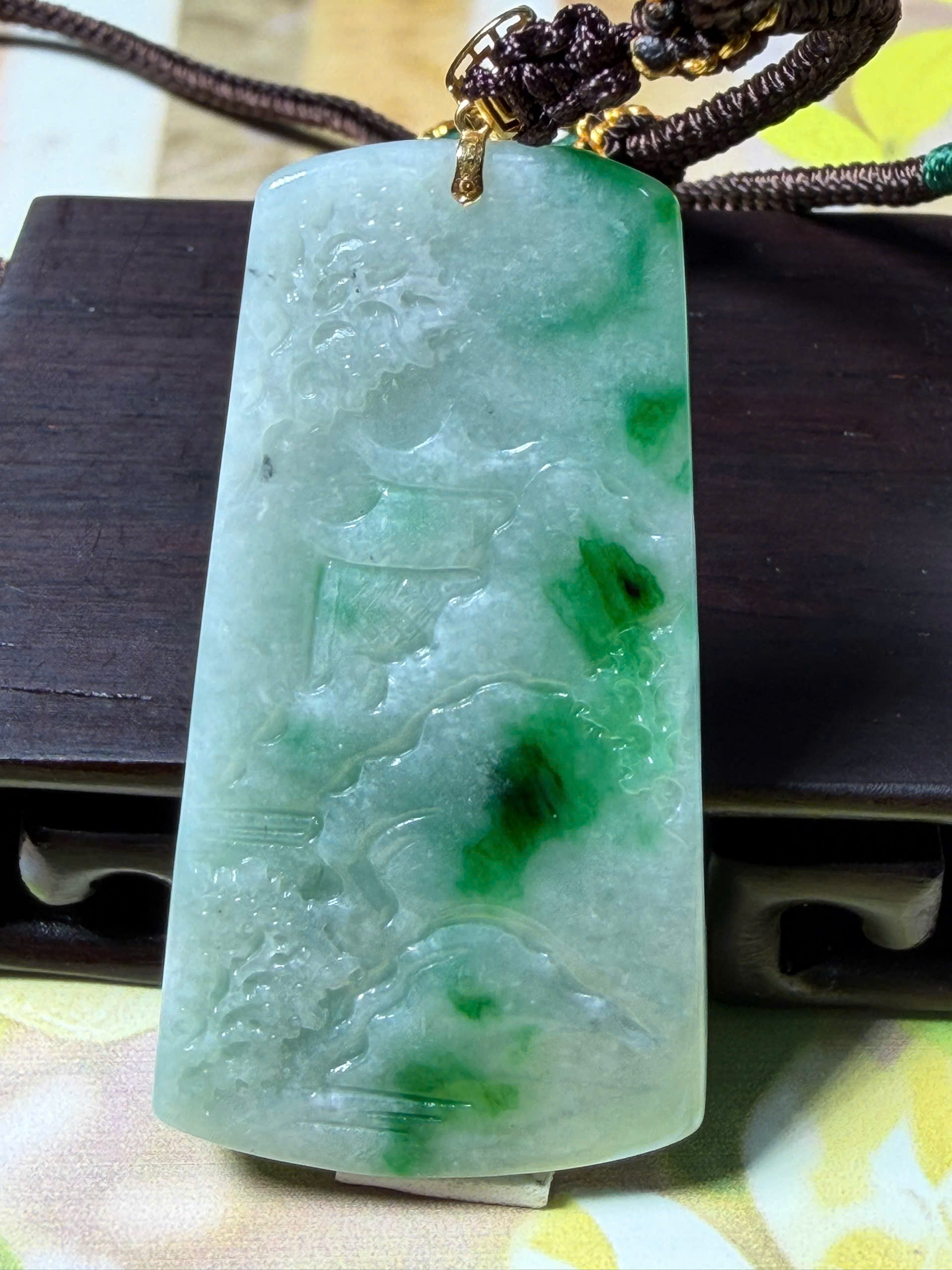 Mề đay cẩm thạch