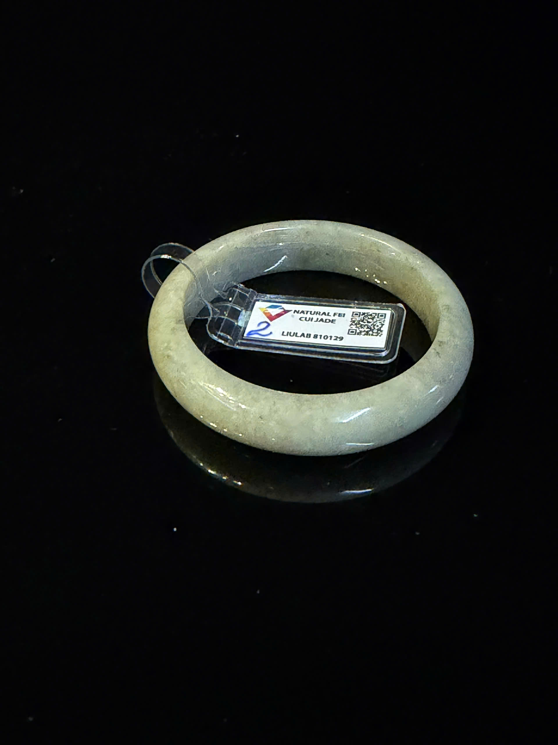 Vòng tay cẩm thạch LIULAB mã 810129