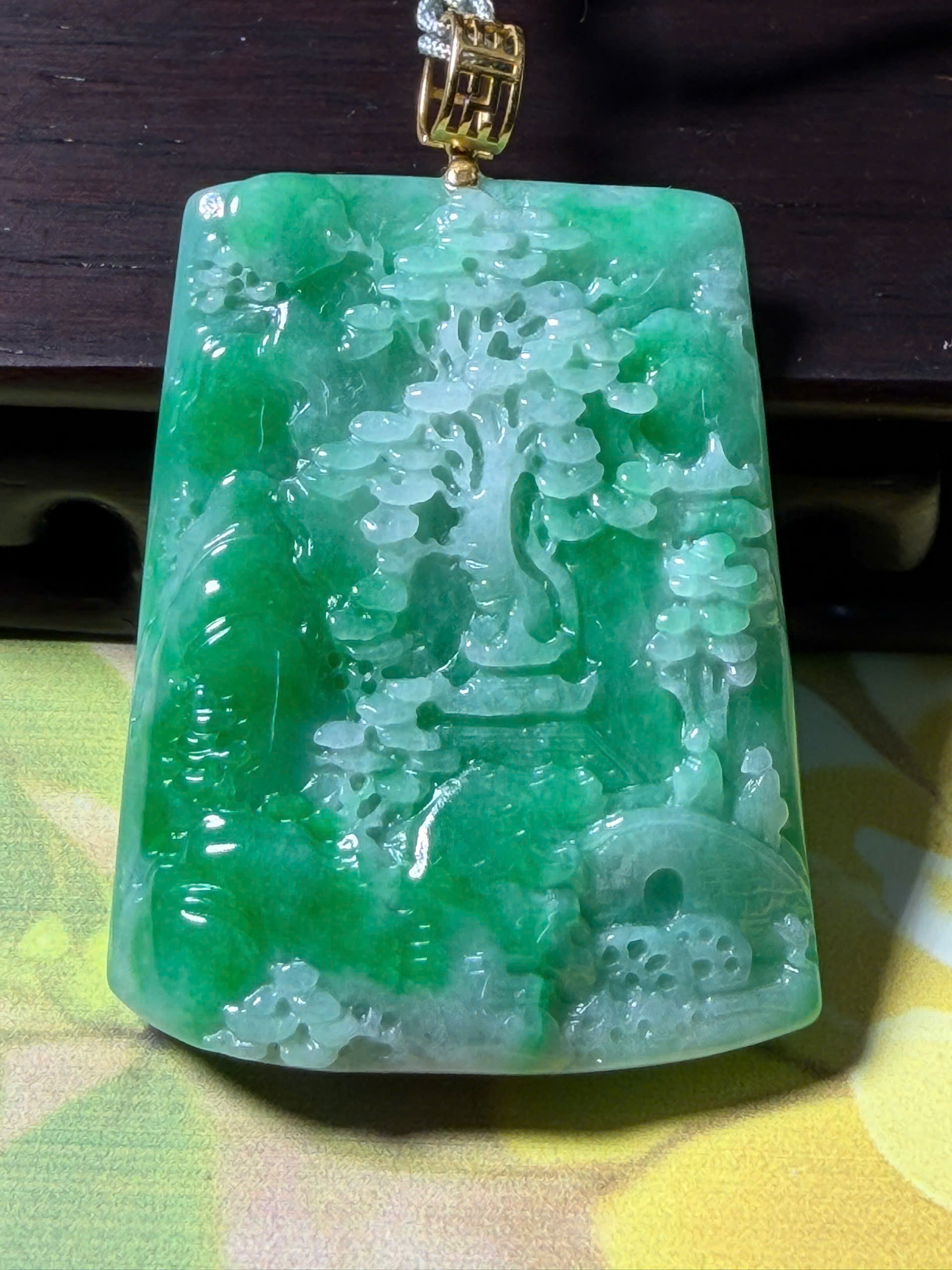 Mề đay cẩm thạch